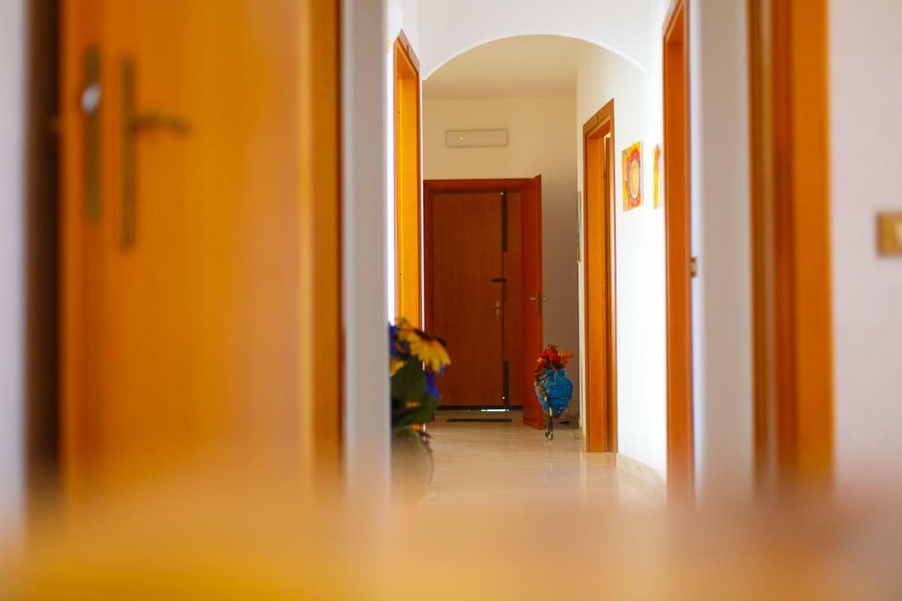 Casa Vacanze L'Orizzonte Aparthotel Valderice Bagian luar foto