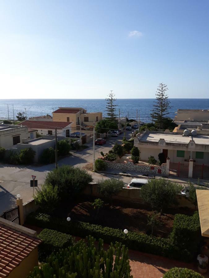 Casa Vacanze L'Orizzonte Aparthotel Valderice Bagian luar foto