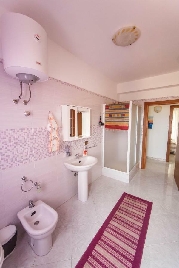 Casa Vacanze L'Orizzonte Aparthotel Valderice Bagian luar foto